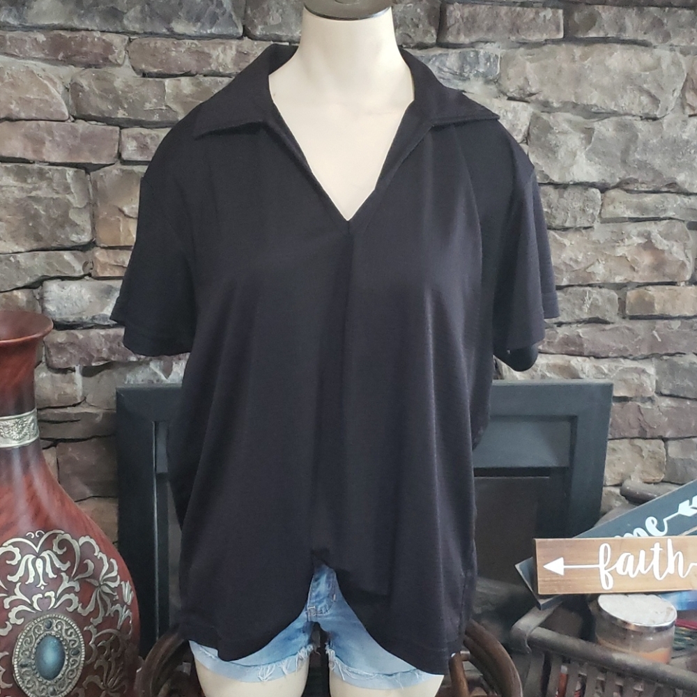 SILKY TEXTURED TOP SZ 2X/ 3X👇SEE MEASUREMENTS